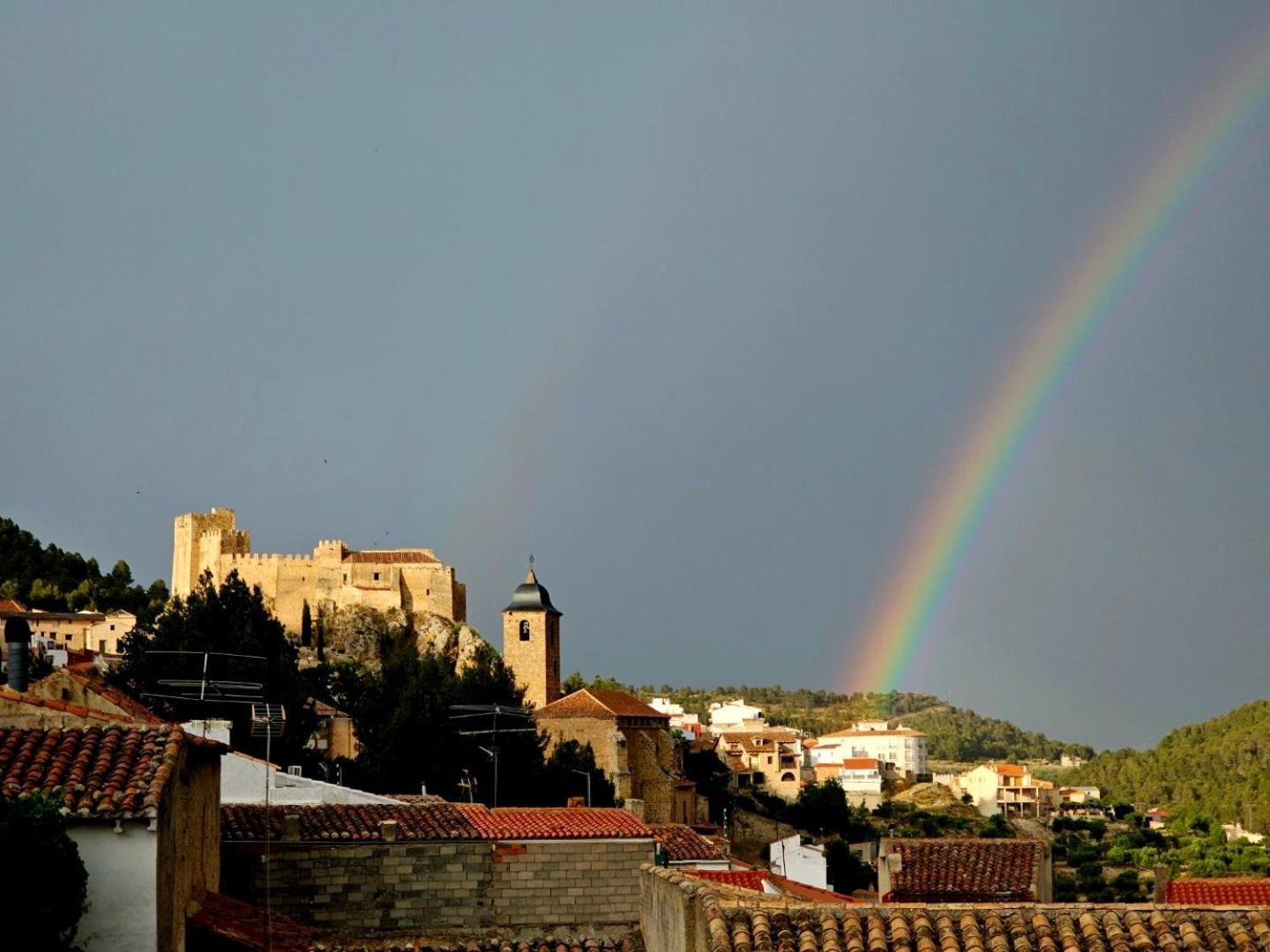 Vila Casa Lourdes Yeste Exteriér fotografie